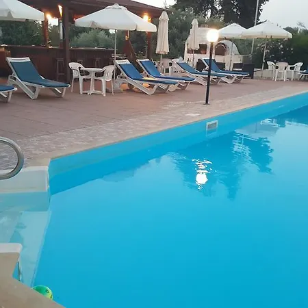 Alkionest 2* Polis