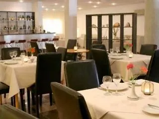 Alkionest Lägenhetshotell Polis